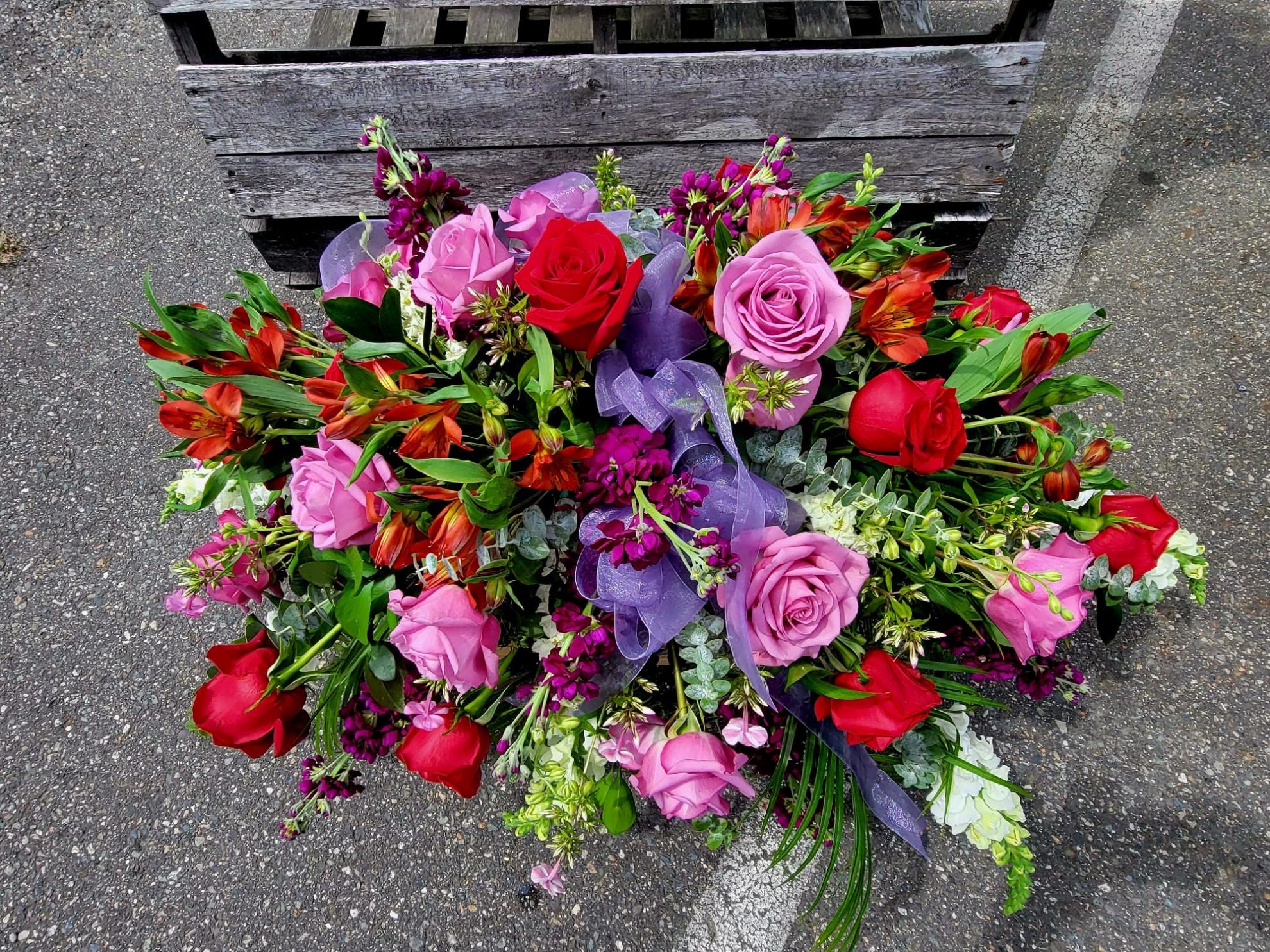 Deep twighlight casket spray