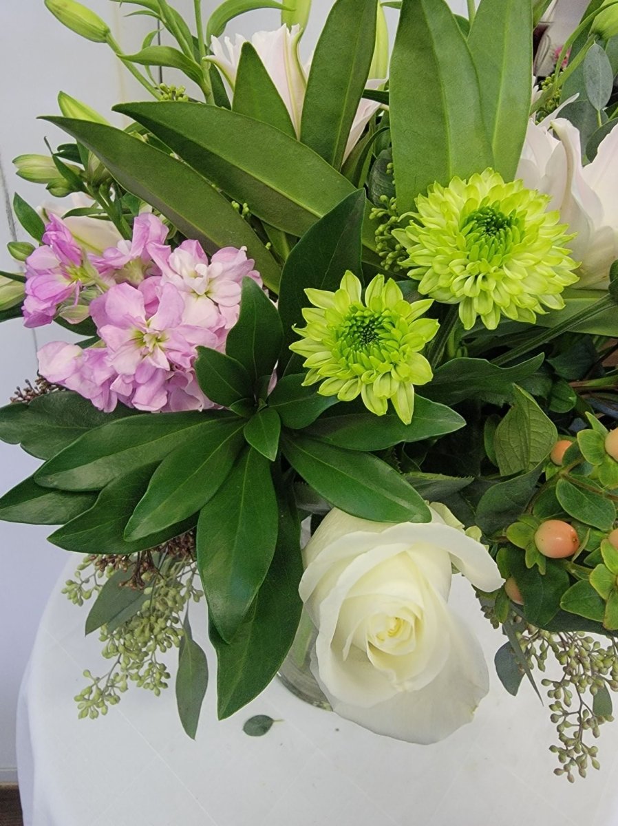 Beautiful Pastel - Rosebay Florist