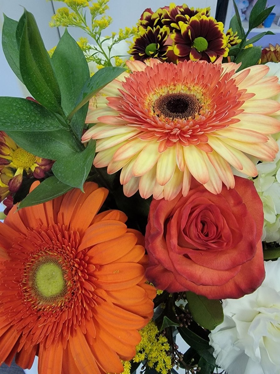 Autumn Brilliant - Rosebay Florist